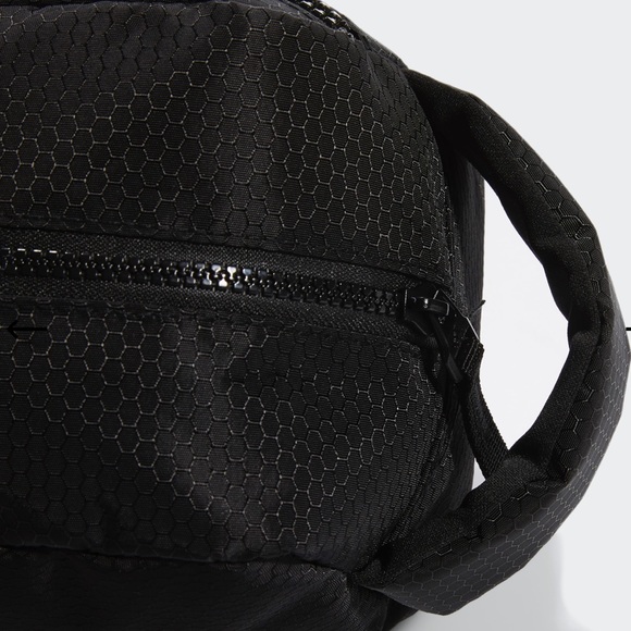 Adidas Toiletry Bag men’s Black/Green NWT - Picture 6 of 8